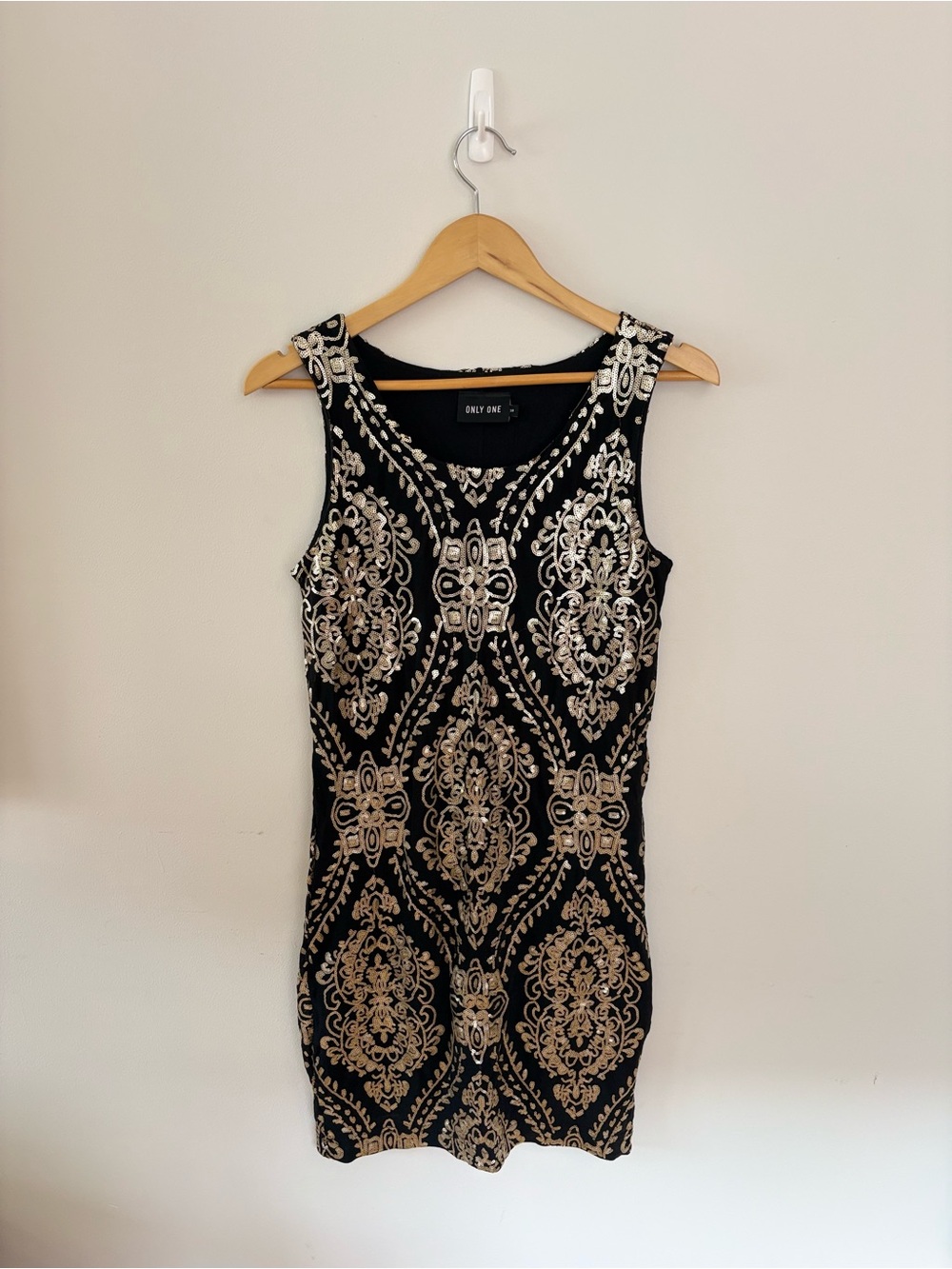 Black Mini Dress with Gold Embroidered 1920’s Motif Size Women’s M